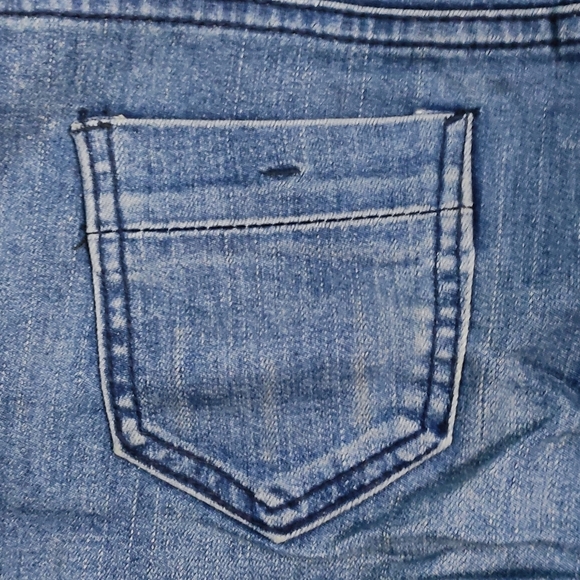 Denim shorts - Picture 5 of 5